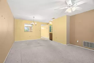 8111 Braddock Cir, Port Richey, FL 34668 - Photo 17