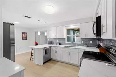 1073 Kenwood Drive, Dunedin, FL 34698 - Photo 13