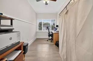 825 46th St N, Saint Petersburg, FL 33713 - Photo 17