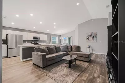 616 Vittorio Drive, Winter Haven, FL 33884 - Photo 3