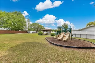 2913 Carmia Dr, Orlando, FL 32806 - Photo 27