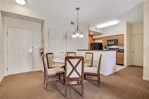 8101 Resort Village Dr, Orlando, FL 32821 - Photo 7