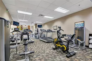 8101 Resort Village Dr, Orlando, FL 32821 - Photo 23