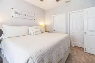 10764 70th Ave, Seminole, FL 33772 - Photo 17