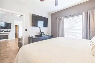 10764 70th Ave, Seminole, FL 33772 - Photo 15