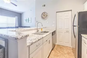 10764 70th Ave, Seminole, FL 33772 - Photo 9