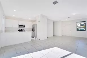 28517 SW 134th Ave, Homestead, FL 33033 - Photo 3