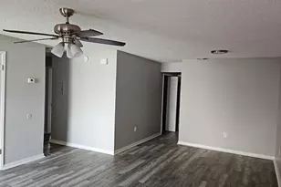 4204 Spitfire Ave, Kissimmee, FL 34741 - Photo 5