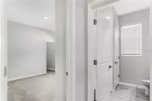 5286 Teirgarten St, Saint Cloud, FL 34771 - Photo 9