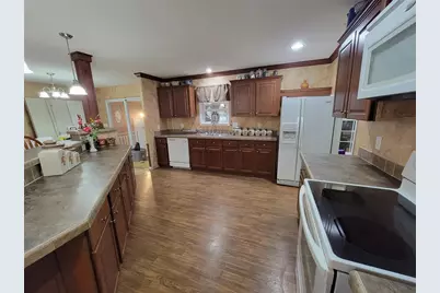 149 Paradise N, Leesburg, FL 34788 - Photo 11