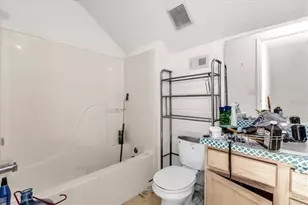 728 Belvoir Dr, Davenport, FL 33837 - Photo 13