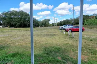 1002 Daniels St, Dundee, FL 33838 - Photo 7