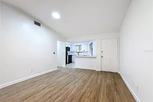 1736 Foxhall Cir, Kissimmee, FL 34741 - Photo 7