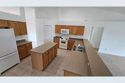 608 Hatchwood Drive, Haines City, FL 33844 - Photo 9