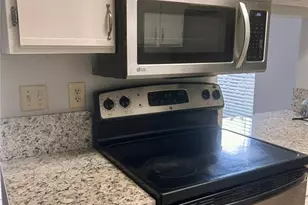 1701 Shady Ridge Ct, Orlando, FL 32807 - Photo 5