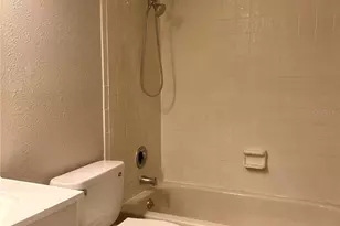 1701 Shady Ridge Ct, Orlando, FL 32807 - Photo 11