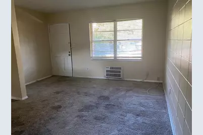 639 Ramona Lane #8, Orlando, FL 32805 - Photo 5