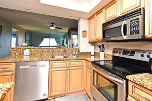 4570 Ocean Beach Blvd, Cocoa Beach, FL 32931 - Photo 9