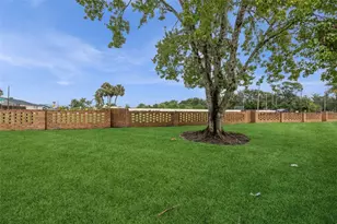 2442 Sweetwater Club Cir, Kissimmee, FL 34746 - Photo 23