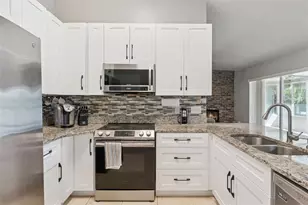 6516 Moonshell Ct, Orlando, FL 32819 - Photo 3