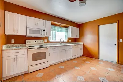 5445 Gambier Court, Orlando, FL 32839 - Photo 3