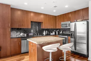 155 S Court Ave, Orlando, FL 32801 - Photo 9