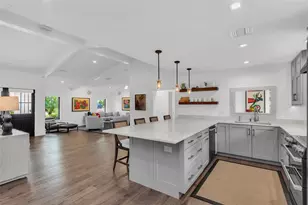 7455 Sparkling Lake Rd, Orlando, FL 32819 - Photo 15