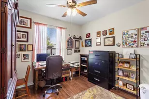 13500 Biscayne Dr, Grand Island, FL 32735 - Photo 17