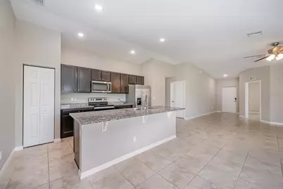 540 Olsmar St SW, Palm Bay, FL 32908 - Photo 5