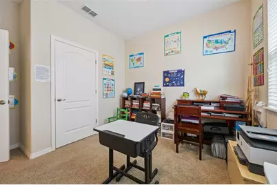 653 E Victoria Trails Boulevard, Deland, FL 32724 - Photo 13