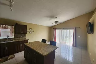 2483 Shelby Cir, Kissimmee, FL 34743 - Photo 9