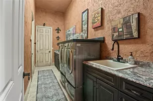 12923 Water Point Blvd, Windermere, FL 34786 - Photo 23