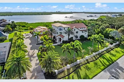 1511 S Riverside Drive, New Smyrna Beach, FL 32168 - Photo 1