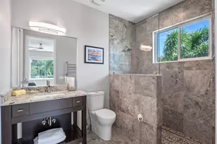 1511 S Riverside Dr, New Smyrna Beach, FL 32168 - Photo 59