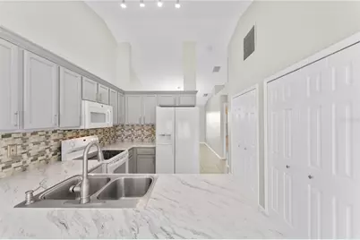 736 S Grand Highway, Clermont, FL 34711 - Photo 9