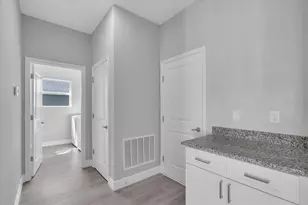 468 Chubut Ct, Punta Gorda, FL 33983 - Photo 19