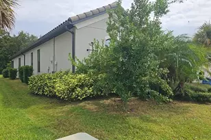 3847 Carrick Bend Dr, Kissimmee, FL 34746 - Photo 5