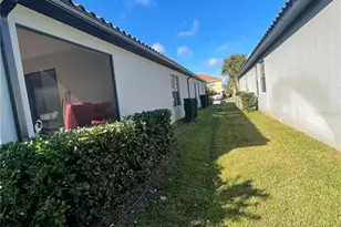 3847 Carrick Bend Dr, Kissimmee, FL 34746 - Photo 45