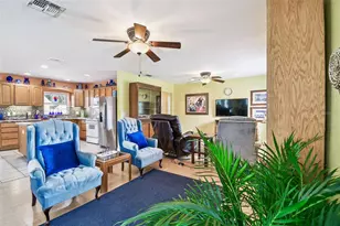 87 Lone Star St, Umatilla, FL 32784 - Photo 9