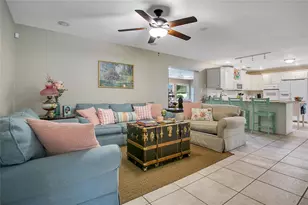 726 Albertson Pl, Orlando, FL 32806 - Photo 7