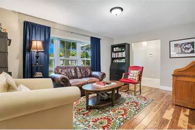 726 Albertson Place, Orlando, FL 32806 - Photo 5