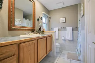 726 Albertson Pl, Orlando, FL 32806 - Photo 19