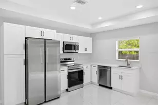 708 Lamar St E, Lehigh Acres, FL 33974 - Photo 7