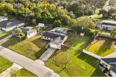 2096 E Parkton Drive, Deltona, FL 32725 - Photo 27