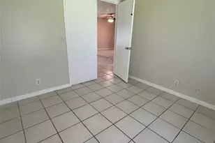 844 E Flag Ln, Kissimmee, FL 34759 - Photo 11