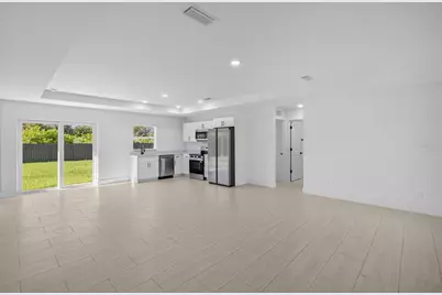 884 Chemstrand Street E, Lehigh Acres, FL 33974 - Photo 5