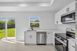 884 Chemstrand St E, Lehigh Acres, FL 33974 - Photo 11