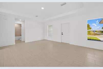 884 Chemstrand Street E, Lehigh Acres, FL 33974 - Photo 3