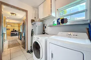 1098 Henry Balch Dr, Orlando, FL 32810 - Photo 45