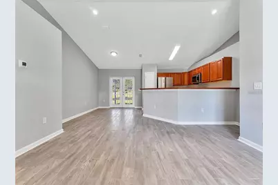 2008 Central Parkway, Deland, FL 32724 - Photo 7